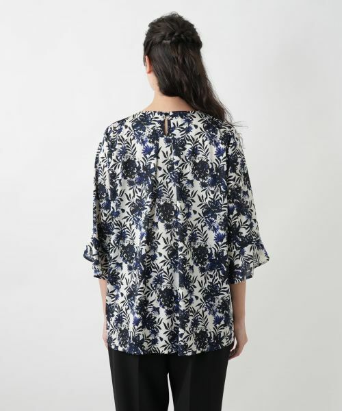 Leilian PLUS HOUSE / レリアンプラスハウス シャツ・ブラウス | 【店舗人気】ボタニカル柄チュニックブラウス | 詳細9