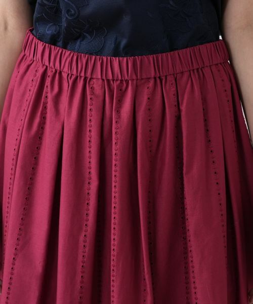 Leilian PLUS HOUSE / レリアンプラスハウス ミニ・ひざ丈スカート | 刺繍フレアスカート | 詳細7