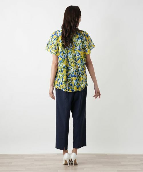 Leilian PLUS HOUSE / レリアンプラスハウス シャツ・ブラウス | 【店舗人気】フラワープリントブラウス【Leilian WHITE LABEL】 | 詳細3