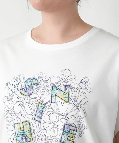 Leilian PLUS HOUSE / レリアンプラスハウス Tシャツ | 【店舗人気】フラワー刺繍Tシャツ【Leilian WHITE LABEL】 | 詳細10