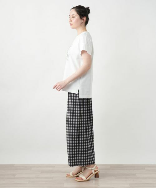 Leilian PLUS HOUSE / レリアンプラスハウス Tシャツ | 【店舗人気】フラワー刺繍Tシャツ【Leilian WHITE LABEL】 | 詳細5