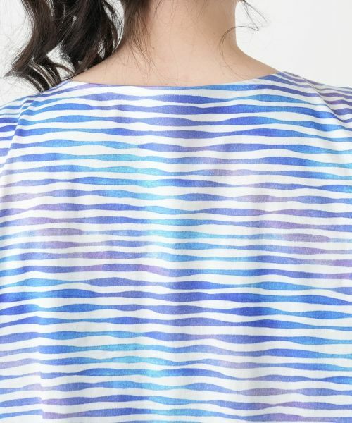 Leilian PLUS HOUSE / レリアンプラスハウス カットソー | プリント変形ネックカットソー【MUSE BY ROCHAS Premiere】 | 詳細11