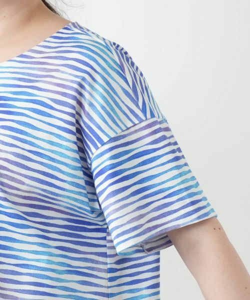 Leilian PLUS HOUSE / レリアンプラスハウス カットソー | プリント変形ネックカットソー【MUSE BY ROCHAS Premiere】 | 詳細12