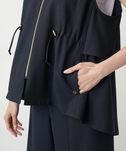 Leilian PLUS HOUSE / レリアンプラスハウス テーラードジャケット | 【店舗人気】レイヤード風ジップベスト | 詳細10