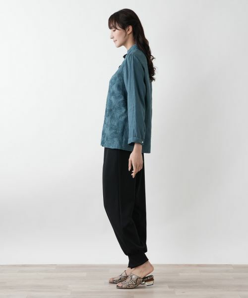 Leilian PLUS HOUSE / レリアンプラスハウス シャツ・ブラウス | 刺繍バンドカラーブラウス【ROSSO35】 | 詳細5