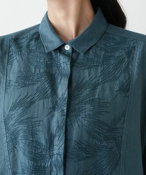 Leilian PLUS HOUSE / レリアンプラスハウス シャツ・ブラウス | 刺繍比翼ブラウス【ROSSO35】 | 詳細10