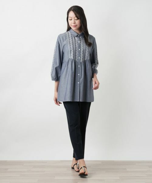 Leilian PLUS HOUSE / レリアンプラスハウス シャツ・ブラウス | 【店舗人気】刺繍ギャザーブラウス【Leilian WHITE LABEL】 | 詳細1