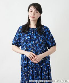 Leilian PLUS HOUSE / レリアンプラスハウス シャツ・ブラウス | 【店舗人気】フラワー柄クルーネックブラウス