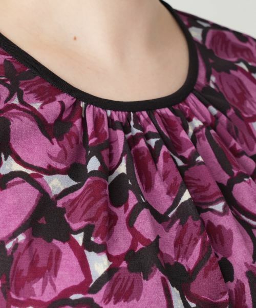 Leilian PLUS HOUSE / レリアンプラスハウス シャツ・ブラウス | 【店舗人気】フラワー柄クルーネックブラウス | 詳細15