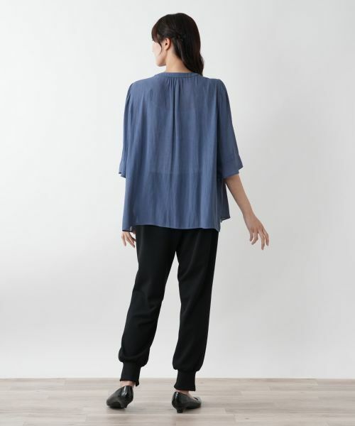 Leilian PLUS HOUSE / レリアンプラスハウス シャツ・ブラウス | 【店舗人気】ギャザーブラウス【Leilian WHITE LABEL】 | 詳細3