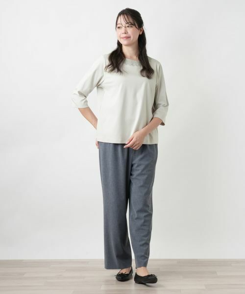 Leilian PLUS HOUSE / レリアンプラスハウス カットソー | 【店舗人気】刺繍クルーネックカットソー【Leilian WHITE LABEL】 | 詳細1