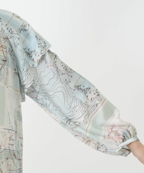 Leilian PLUS HOUSE / レリアンプラスハウス シャツ・ブラウス | マップ柄ブラウス | 詳細9