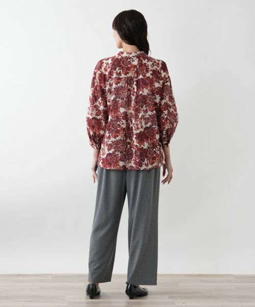 Leilian PLUS HOUSE / レリアンプラスハウス シャツ・ブラウス | フラワー柄バンドカラーブラウス | 詳細3