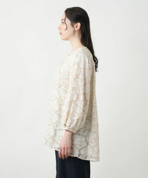 Leilian PLUS HOUSE / レリアンプラスハウス シャツ・ブラウス | 【店舗人気】フラワーモチーフブラウス【BOURGE】 | 詳細8