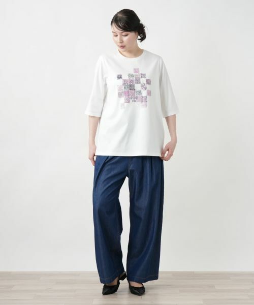 Leilian PLUS HOUSE / レリアンプラスハウス Tシャツ | 【店舗人気】刺繍プリントTシャツ【プラス企画】 | 詳細1