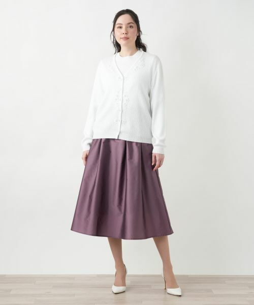 Leilian PLUS HOUSE / レリアンプラスハウス カーディガン・ボレロ | フラワー刺繍Vネックカーディガン【CORSINI & PROTI】 | 詳細1