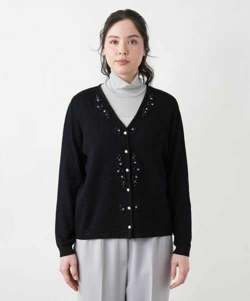 Leilian PLUS HOUSE / レリアンプラスハウス カーディガン・ボレロ | フラワー刺繍Vネックカーディガン【CORSINI & PROTI】 | 詳細10
