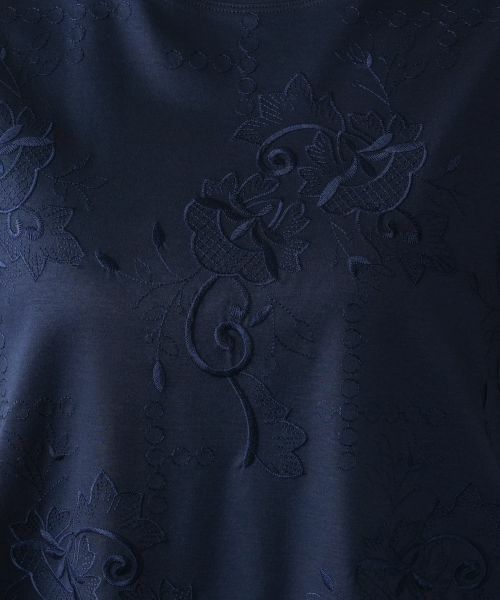 Leilian PLUS HOUSE / レリアンプラスハウス Tシャツ | 【店舗人気】刺繍Tシャツ【ROCHAS Premiere】 | 詳細14