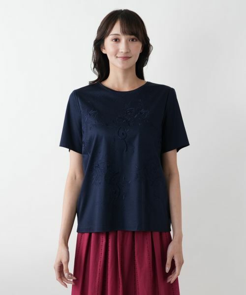 Leilian PLUS HOUSE / レリアンプラスハウス Tシャツ | 【店舗人気】刺繍Tシャツ【ROCHAS Premiere】 | 詳細7