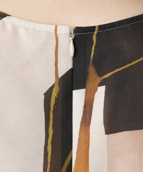 Leilian PLUS HOUSE / レリアンプラスハウス シャツ・ブラウス | 【店舗人気】プリントクルーネックブラウス【BOURGE】 | 詳細9