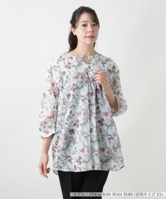 Leilian PLUS HOUSE / レリアンプラスハウス シャツ・ブラウス | フラワー柄キーネックブラウス