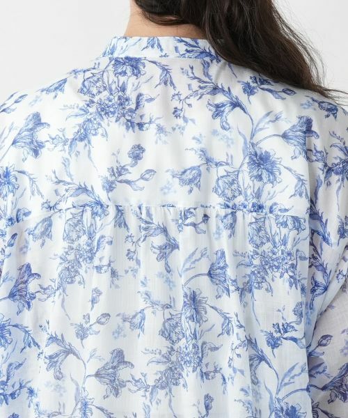 Leilian PLUS HOUSE / レリアンプラスハウス シャツ・ブラウス | 【店舗人気】フラワー柄バンドカラーブラウス | 詳細11