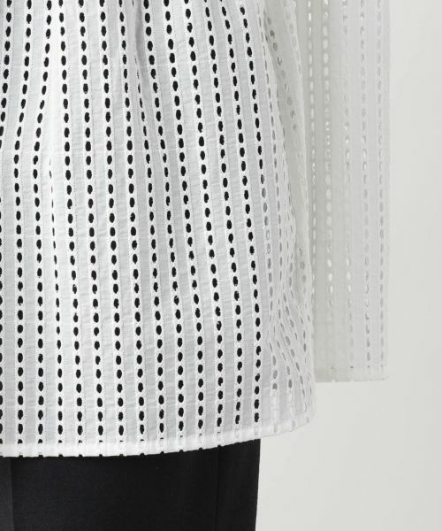 Leilian PLUS HOUSE / レリアンプラスハウス シャツ・ブラウス | 透かしレースキーネックブラウス | 詳細10