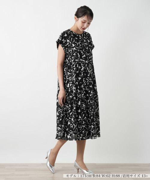 Leilian PLUS HOUSE / レリアンプラスハウス ドレス | 【店舗人気】プリントフレアワンピース | 詳細1