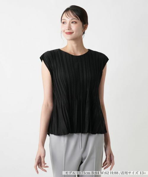 Leilian PLUS HOUSE/レリアンプラスハウス プリーツブラウス【セレモニー】 ブラック 13+ Leilian PLUS HOUSE/レリアンプラスハウス プリーツブラウス【セレモニー】 ブラック 13+