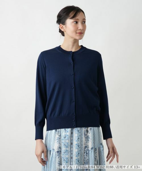 美品　試着のみ　Leilian花柄 長袖カーディガン ネイビー 美品 試着のみ Leilian花柄 長袖カーディガン ネイビー