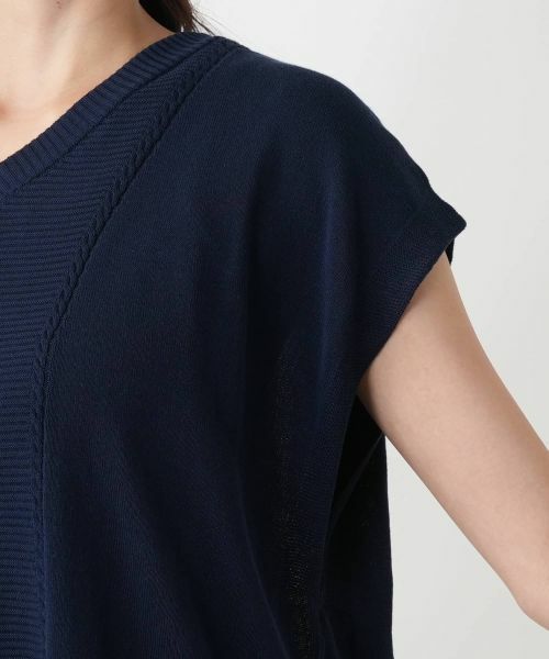 Leilian PLUS HOUSE / レリアンプラスハウス テーラードジャケット | Vネックニットベスト【Leilian WHITE LABEL】 | 詳細15