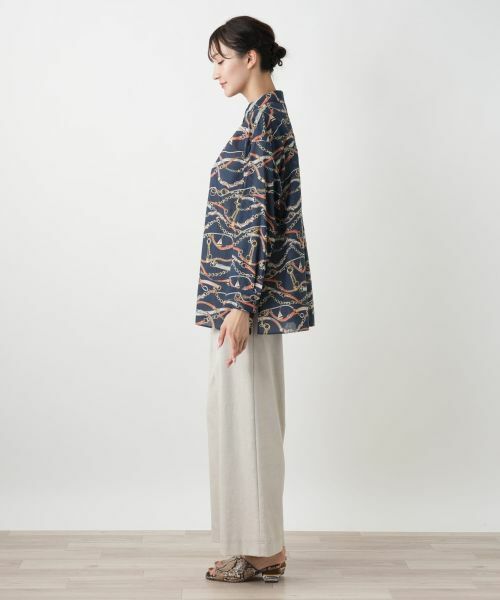 Leilian PLUS HOUSE / レリアンプラスハウス シャツ・ブラウス | チェーンベルトプリントブラウス | 詳細2