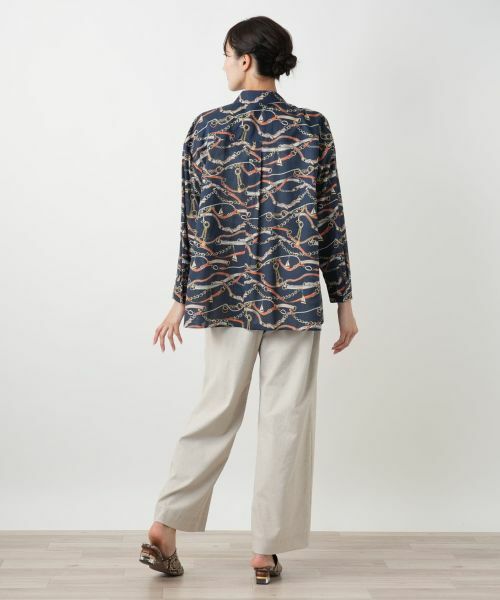 Leilian PLUS HOUSE / レリアンプラスハウス シャツ・ブラウス | チェーンベルトプリントブラウス | 詳細3