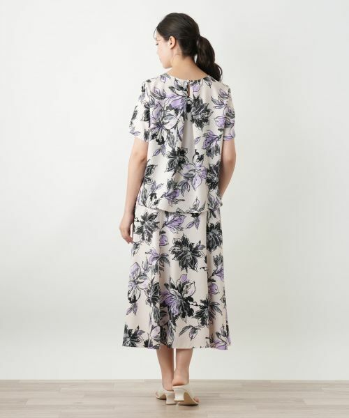 Leilian PLUS HOUSE / レリアンプラスハウス シャツ・ブラウス | 花柄クルーネックブラウス | 詳細3