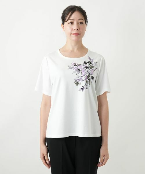 Leilian PLUS HOUSE / レリアンプラスハウス Tシャツ | 花柄クルーネックカットソー | 詳細4