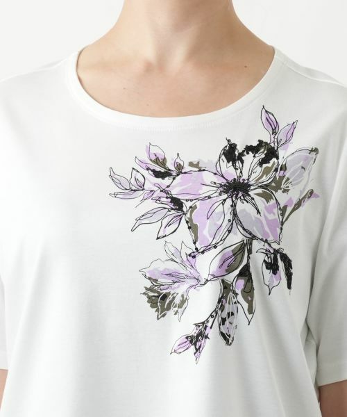 Leilian PLUS HOUSE / レリアンプラスハウス Tシャツ | 花柄クルーネックカットソー | 詳細7
