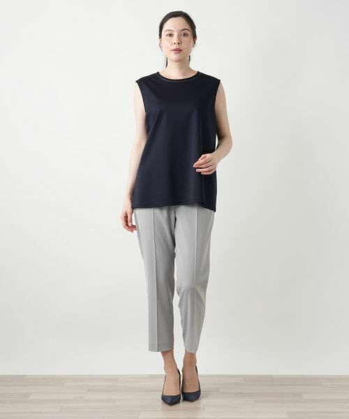 Leilian PLUS HOUSE / レリアンプラスハウス 【店舗人気】刺繍ノースリーブカットソー【Leilian WHITE LABEL】 店舗人気】刺繍ノースリーブカットソー【Leilian WHITE LABEL
