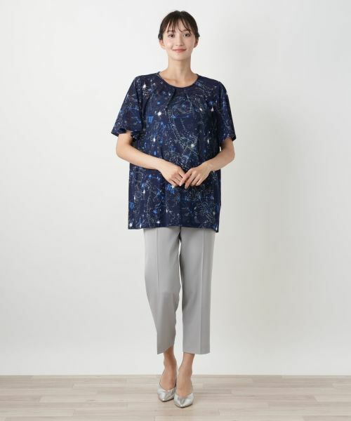 Leilian PLUS HOUSE / レリアンプラスハウス カットソー | 【店舗人気】星座モチーフプリントカットソー【Leilian WHITE LABEL】 | 詳細1