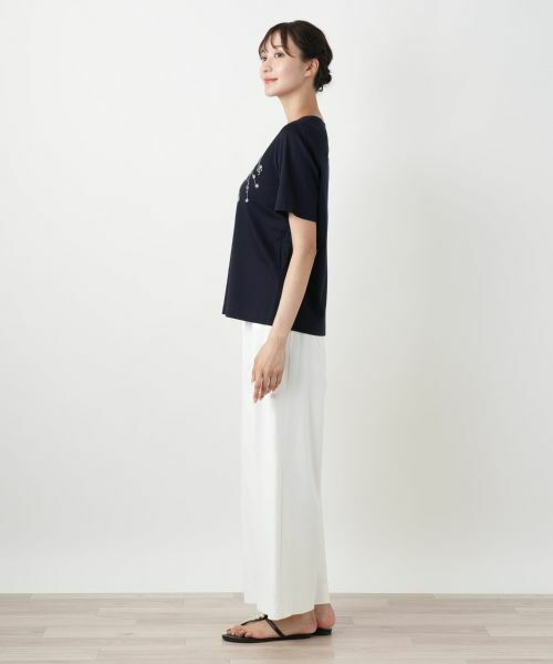 Leilian PLUS HOUSE / レリアンプラスハウス Tシャツ | 【店舗人気】スパンコール刺繍Tシャツ【Leilian WHITE LABEL】 | 詳細2