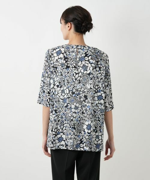 Leilian PLUS HOUSE / レリアンプラスハウス カットソー | 【店舗人気】フラワープリントカットソー【Leilian WHITE LABEL】 | 詳細12