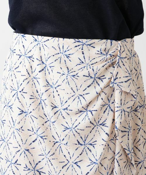 Leilian PLUS HOUSE / レリアンプラスハウス ミニ・ひざ丈スカート | 幾何学柄切替ラップ風スカート【BOURGE】 | 詳細7