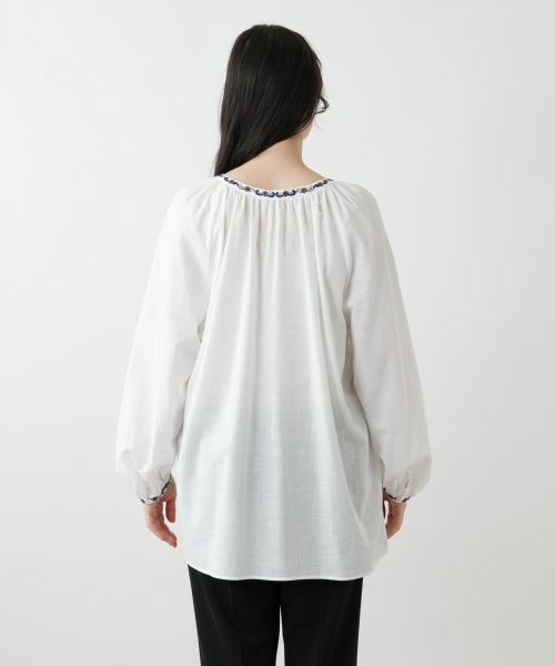 Leilian PLUS HOUSE / レリアンプラスハウス シャツ・ブラウス | 刺繍スモックブラウス | 詳細6