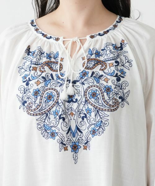 Leilian PLUS HOUSE / レリアンプラスハウス シャツ・ブラウス | 刺繍スモックブラウス | 詳細7