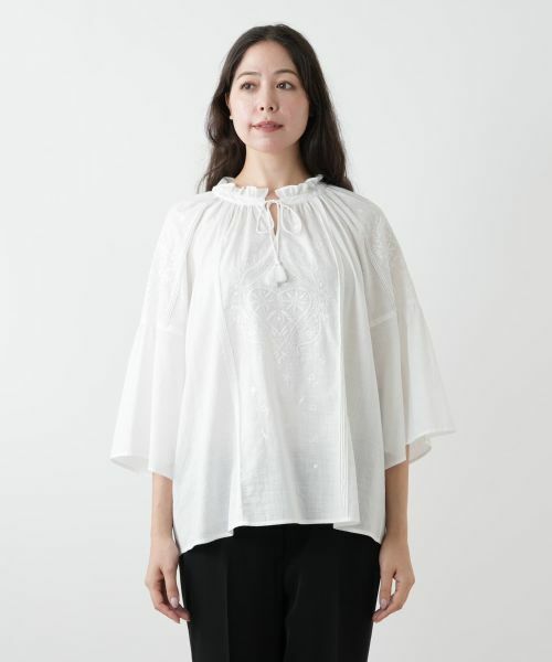 Leilian PLUS HOUSE / レリアンプラスハウス シャツ・ブラウス | 刺繍フレアスリーブブラウス【Leilian WHITE LABEL】 | 詳細7