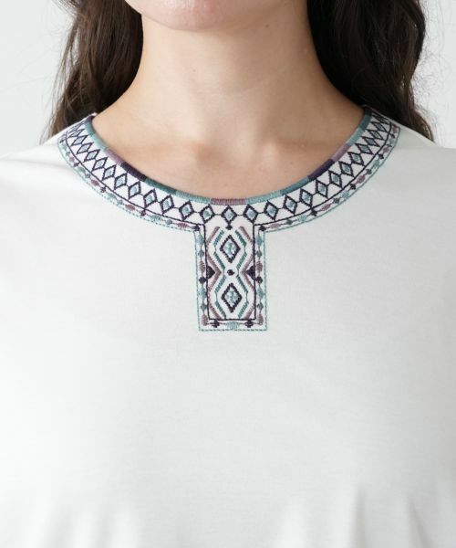 Leilian PLUS HOUSE / レリアンプラスハウス Tシャツ | 刺繍カットソー【Leilian WHITE LABEL】 | 詳細10