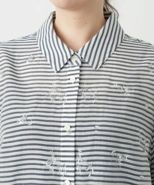 Leilian PLUS HOUSE / レリアンプラスハウス シャツ・ブラウス | 刺繍ボーダーブラウス【Leilian WHITE LABEL】 | 詳細7