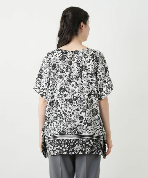 Leilian PLUS HOUSE / レリアンプラスハウス シャツ・ブラウス | 【店舗人気】フラワープリントブラウス【Leilian WHITE LABEL】 | 詳細9