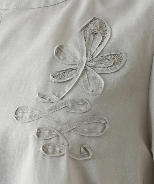 Leilian PLUS HOUSE / レリアンプラスハウス シャツ・ブラウス | フラワー刺繍ブラウス【Leilian WHITE LABEL】 | 詳細15