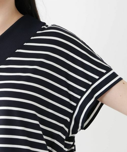Leilian PLUS HOUSE / レリアンプラスハウス カットソー | ボーダー切替Vネックカットソー【Leilian WHITE LABEL】 | 詳細12