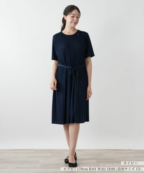 Leilian PLUS HOUSE / レリアンプラスハウス ドレス | ベルト付きプリーツワンピース【Leilian WHITE LABEL】 | 詳細5